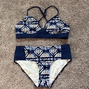 Roxy bikini set